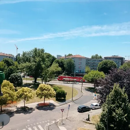 Loft Moderno Zona 8 Daire Milano